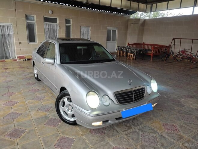 Mercedes E 270 1999, 443,817 km - 2.7 l - Bakı