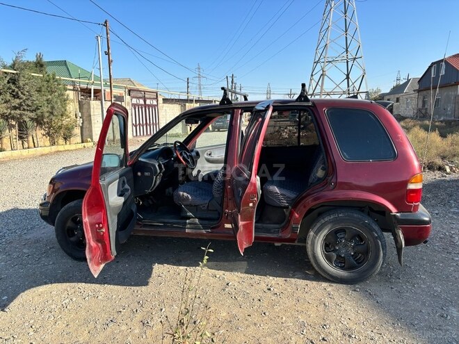 Kia Sportage 1995, 317,000 km - 2.0 l - Bakı