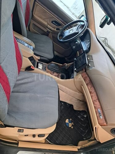 BMW 528 1995, 325,845 km - 2.8 l - Bakı