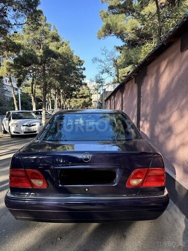 Mercedes E 240 1998, 372,000 km - 2.4 l - Bakı