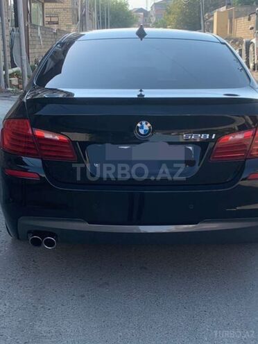 BMW 528 2015, 180,000 km - 2.0 л - Bakı