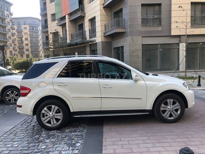 Mercedes ML 350 2009, 180,000 km - 3.5 l - Bakı