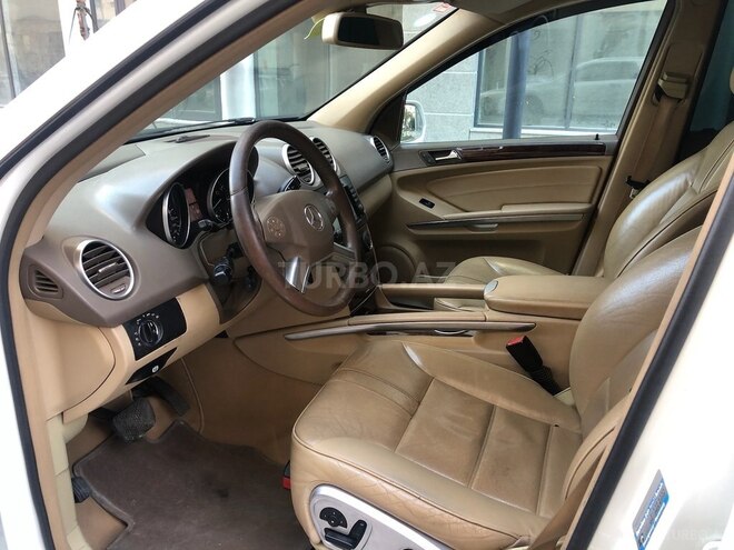Mercedes ML 350 2009, 180,000 km - 3.5 l - Bakı
