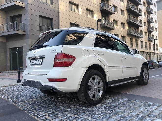 Mercedes ML 350 2009, 180,000 km - 3.5 l - Bakı