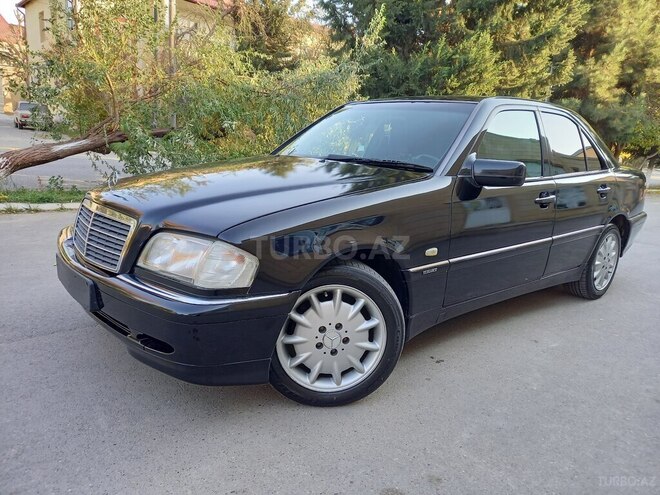 Mercedes C 180 1999, 250,000 km - 1.8 l - Salyan