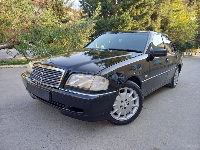 Mercedes C 180 1999, 250,000 km - 1.8 l - Salyan