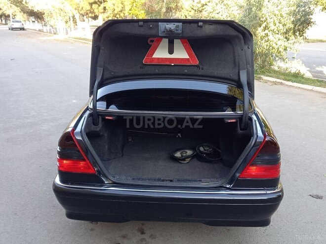 Mercedes C 180 1999, 250,000 km - 1.8 l - Salyan