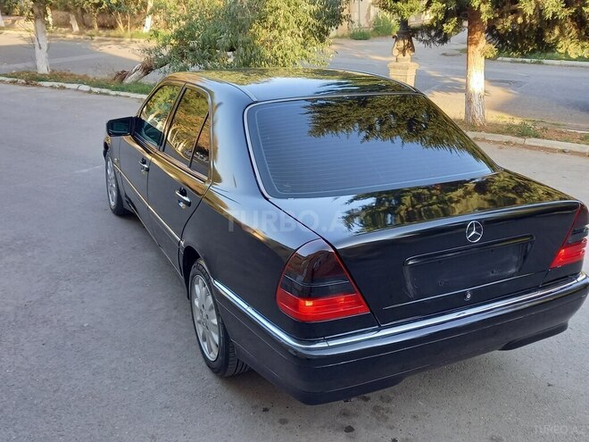 Mercedes C 180 1999, 250,000 km - 1.8 l - Salyan