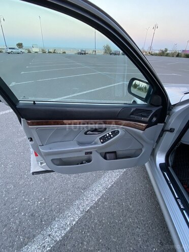 BMW 523 1999, 370,000 km - 2.5 л - Sumqayıt