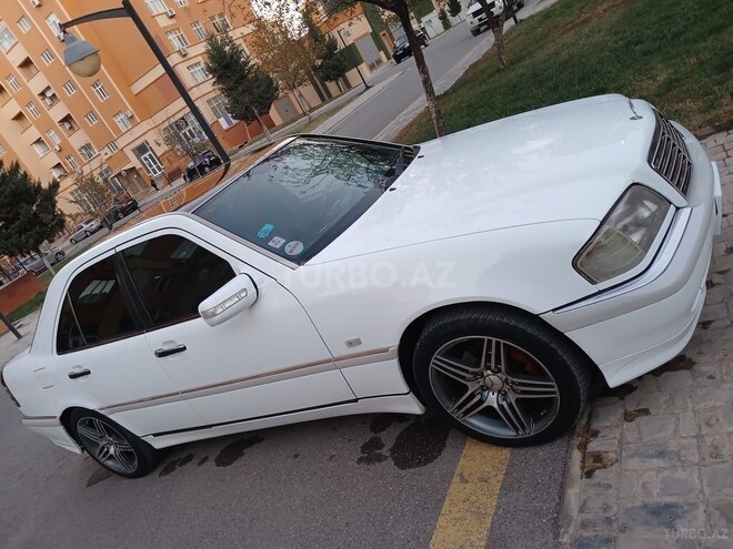 Mercedes C 220 1993, 265,000 km - 2.2 l - Bakı