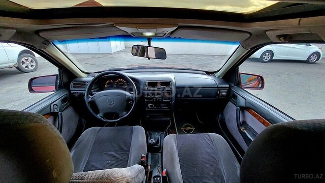 Opel Vectra 1995, 245,000 km - 2.0 l - Bərdə