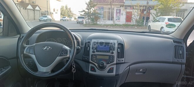 Hyundai i30 2011, 200,000 km - 1.6 л - Bakı