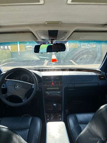 Mercedes C 240 1999, 273,000 km - 2.4 l - Bakı