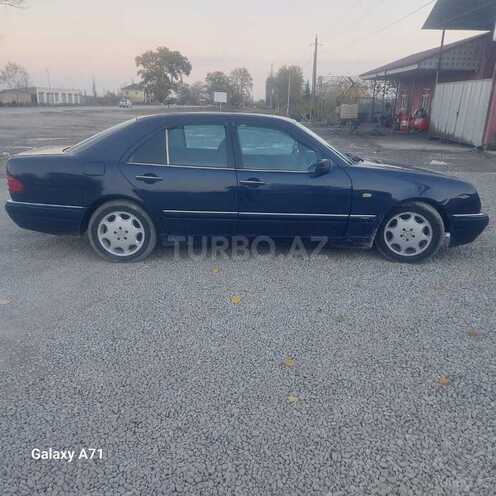 Mercedes E 200 1997, 408,000 km - 2.0 l - Quba