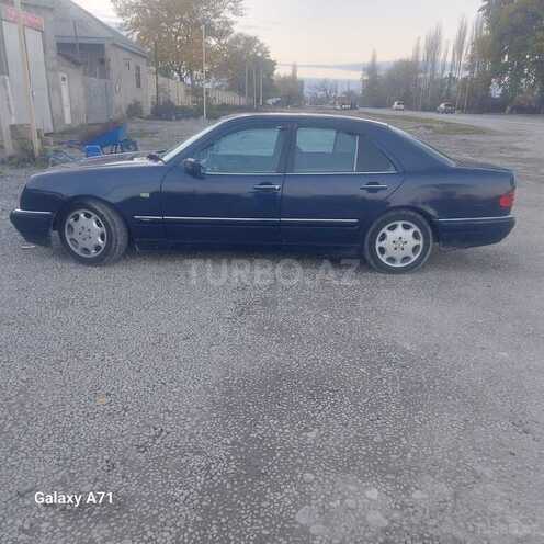 Mercedes E 200 1997, 408,000 km - 2.0 l - Quba