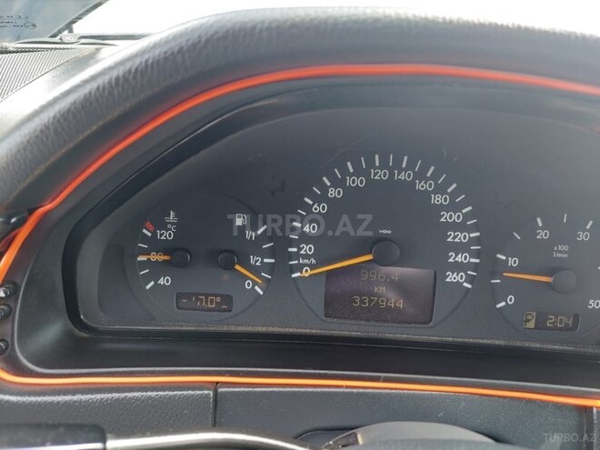Mercedes E 220 2000, 337,944 km - 2.2 l - Bakı