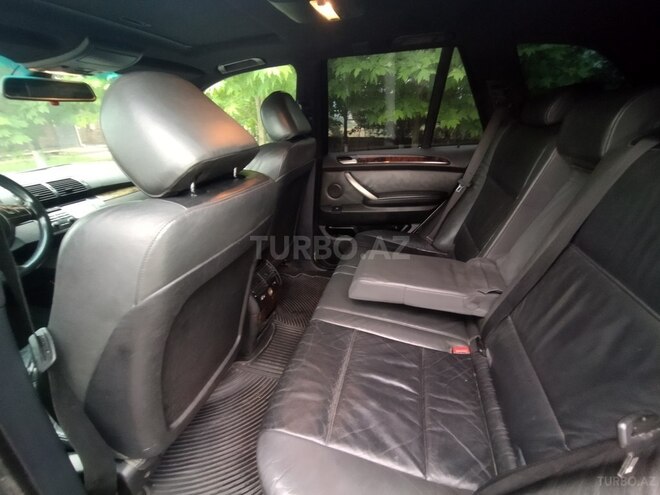 BMW X5 2000, 300,000 km - 4.4 l - Quba