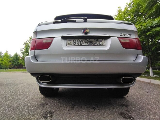 BMW X5 2000, 300,000 km - 4.4 l - Quba