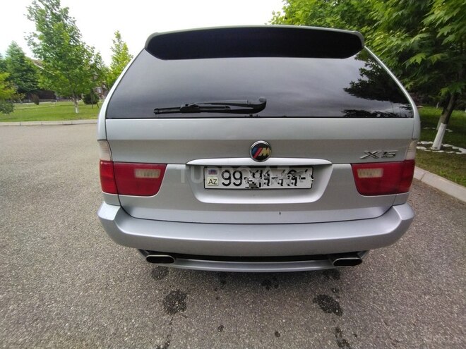 BMW X5 2000, 300,000 km - 4.4 l - Quba