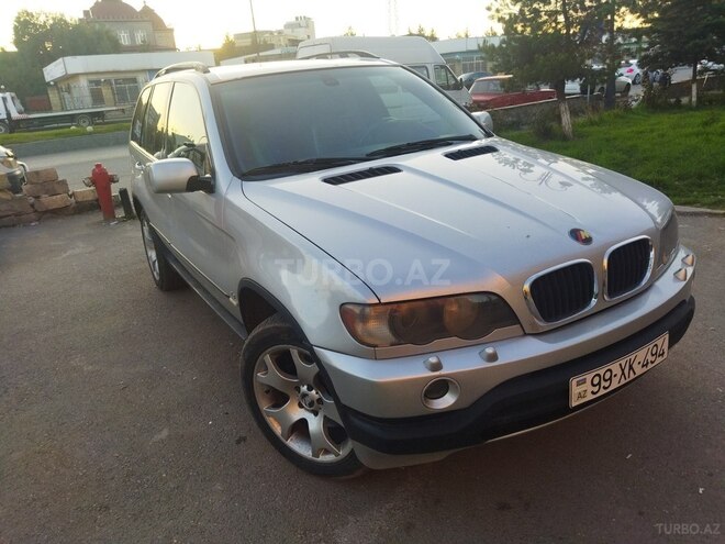 BMW X5 2000, 300,000 km - 4.4 l - Quba