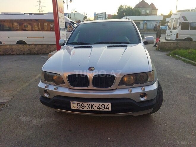 BMW X5 2000, 300,000 km - 4.4 l - Quba