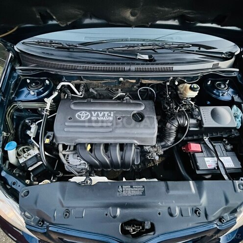 Toyota Corolla 2004, 250,000 km - 1.4 l - Bakı