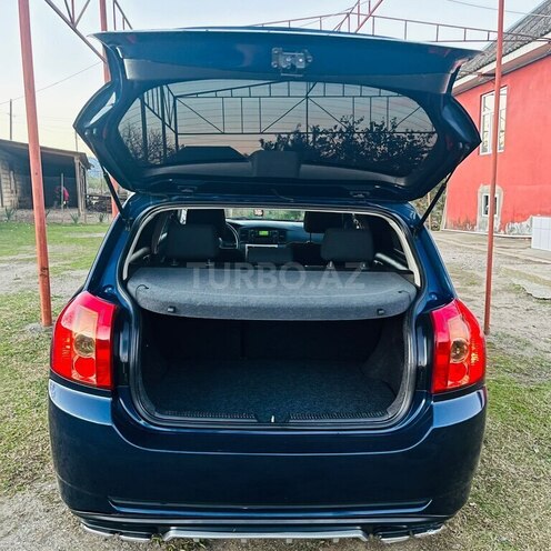 Toyota Corolla 2004, 250,000 km - 1.4 l - Bakı