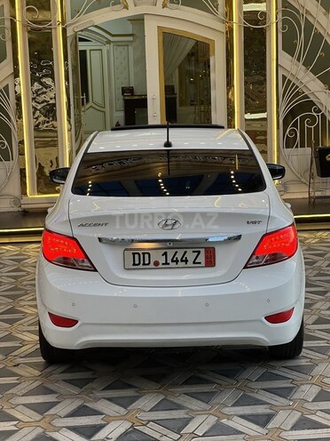 Hyundai Accent 2014, 173,000 km - 1.6 l - Bakı