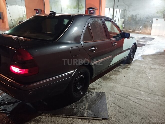 Mercedes C 220 1995, 700,000 km - 2.2 l - Sumqayıt