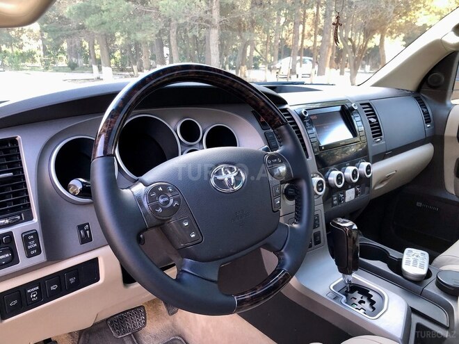 Toyota Sequoia 2011, 128,000 km - 5.7 l - Bakı
