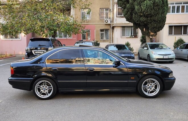BMW 535 2002, 350,000 km - 3.5 l - Bakı