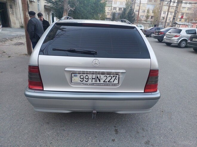 Mercedes C 200 2000, 261,000 km - 2.0 l - Bakı