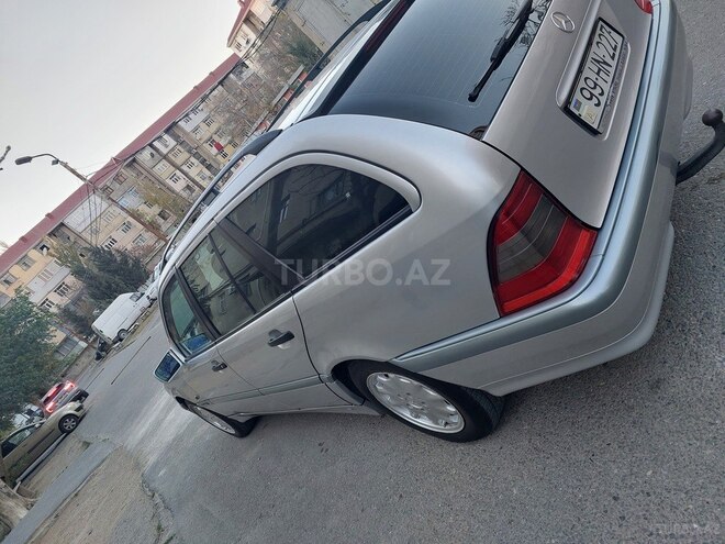 Mercedes C 200 2000, 261,000 km - 2.0 l - Bakı