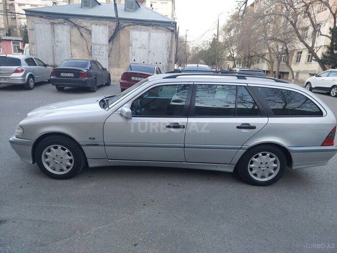 Mercedes C 200 2000, 261,000 km - 2.0 l - Bakı