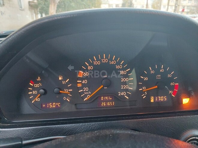 Mercedes C 200 2000, 261,000 km - 2.0 l - Bakı