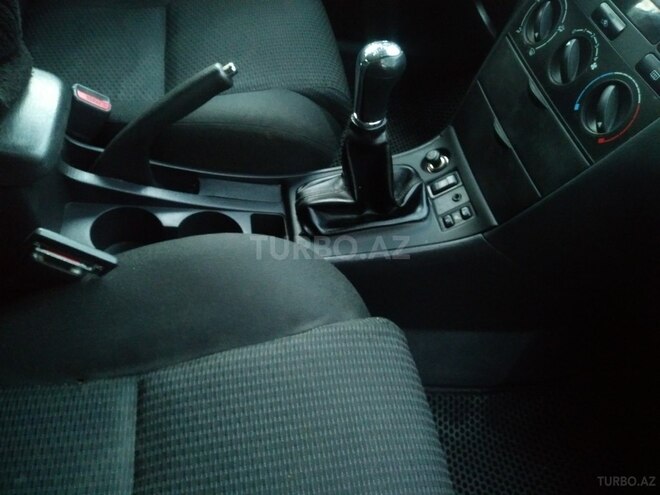 Toyota Corolla 2006, 232,000 km - 1.4 l - Ağdaş