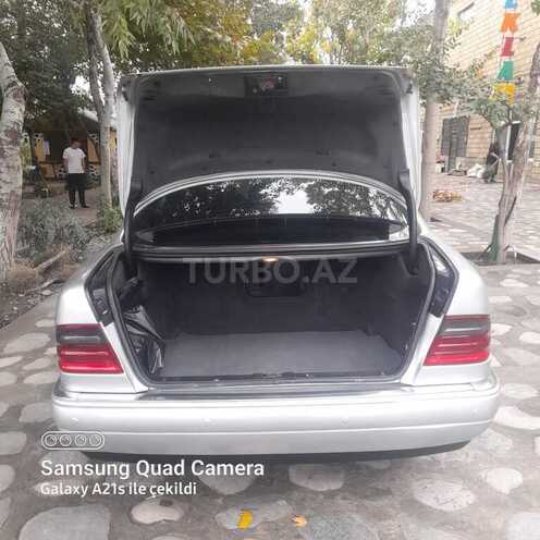 Mercedes E 240 1998, 404,123 km - 2.4 l - Şəmkir