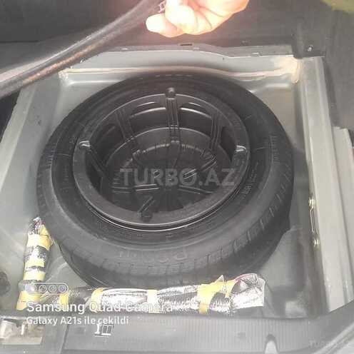 Mercedes E 240 1998, 404,123 km - 2.4 l - Şəmkir