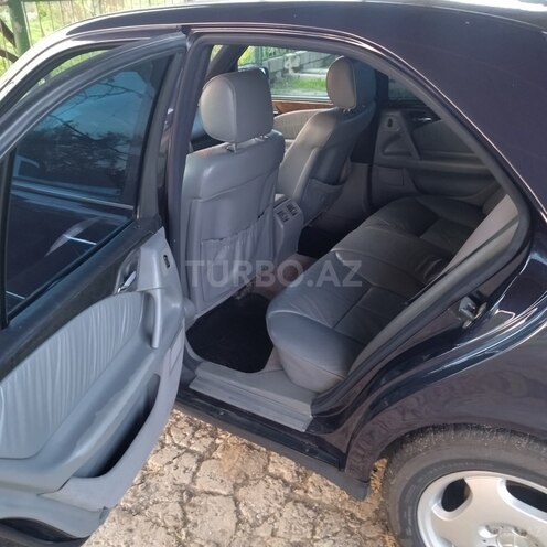 Mercedes E 240 1998, 430,000 km - 2.4 l - Mingəçevir