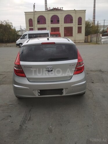Hyundai i30 2008, 268,453 km - 1.4 л - Mingəçevir
