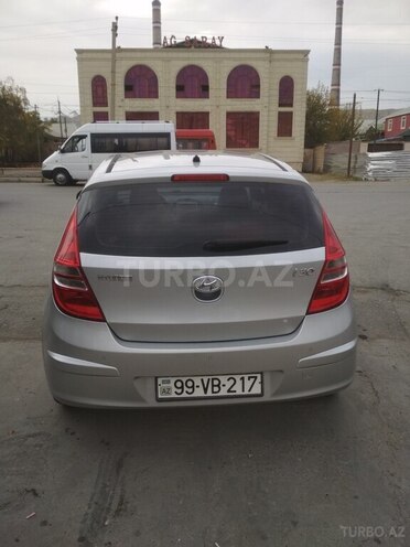 Hyundai i30 2008, 268,453 km - 1.4 л - Mingəçevir