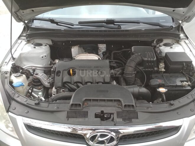 Hyundai i30 2008, 268,453 km - 1.4 л - Mingəçevir