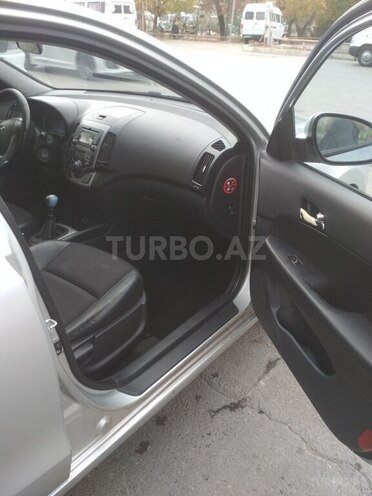 Hyundai i30 2008, 268,453 km - 1.4 л - Mingəçevir