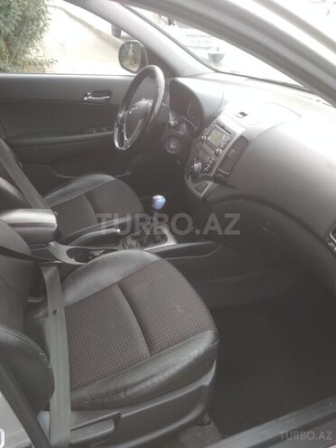Hyundai i30 2008, 268,453 km - 1.4 л - Mingəçevir