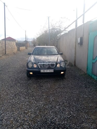Mercedes E 270 2000, 358,000 km - 2.7 l - Bakı