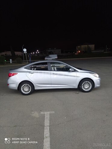 Hyundai Accent 2013, 196,299 km - 1.6 l - Bakı