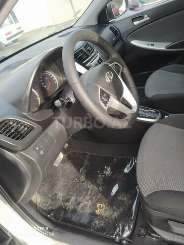 Hyundai Accent 2013, 196,299 km - 1.6 l - Bakı