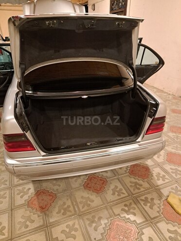 Mercedes E 320 2000, 405,000 km - 3.2 l - Gəncə