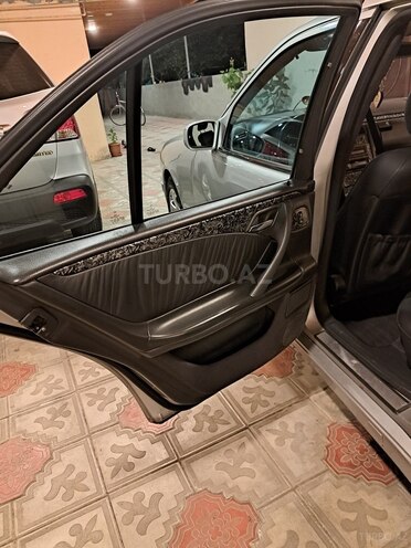 Mercedes E 320 2000, 405,000 km - 3.2 l - Gəncə