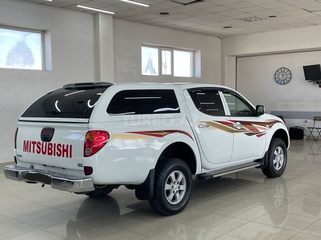 Mitsubishi L200 2014, 154,000 km - 2.5 l - Bakı